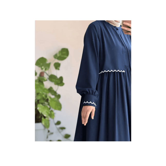 Navy Blue Scallop Embroidered Gulf Abaya