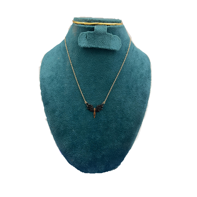 Angle wings necklace