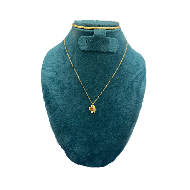 Gold & stone with leaf pendant neckpiece